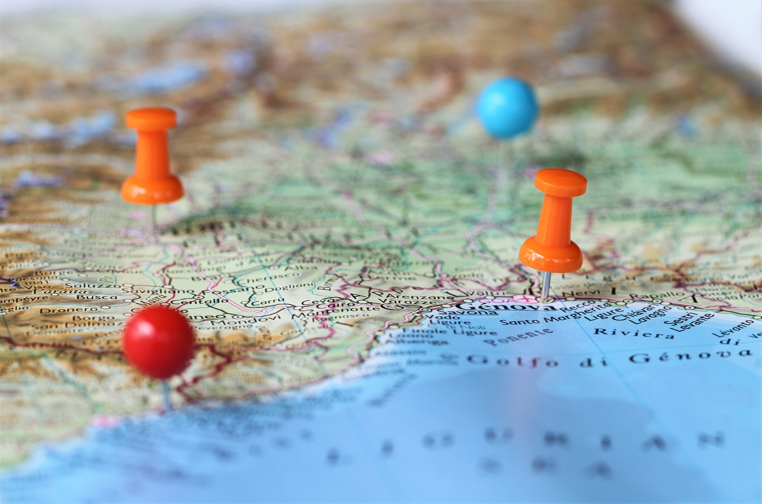 Map with stick pins travel itinerary